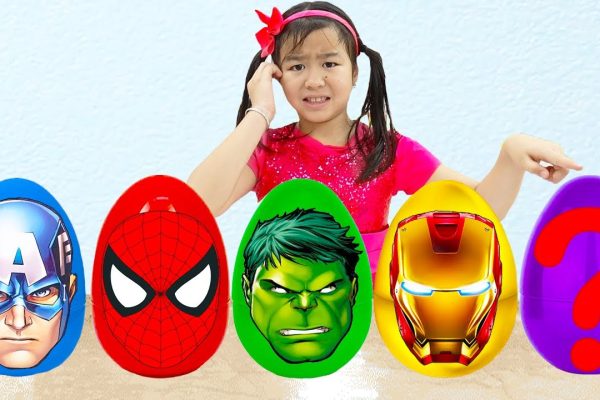 Superheroes Surprise Egg Song